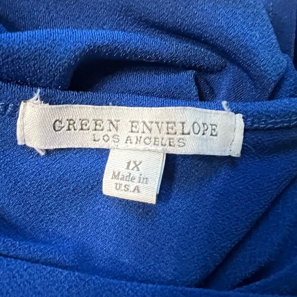 Green Envelope Women’s Top - Picture 5 of 5